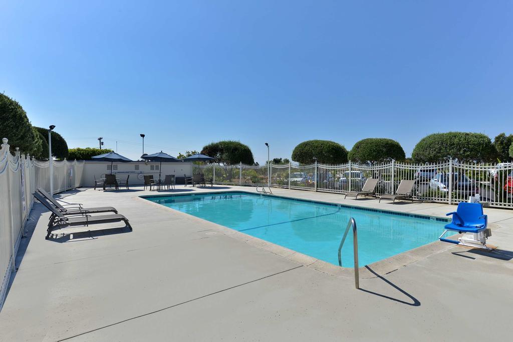 Motel 6-Vista, Ca 外观 照片