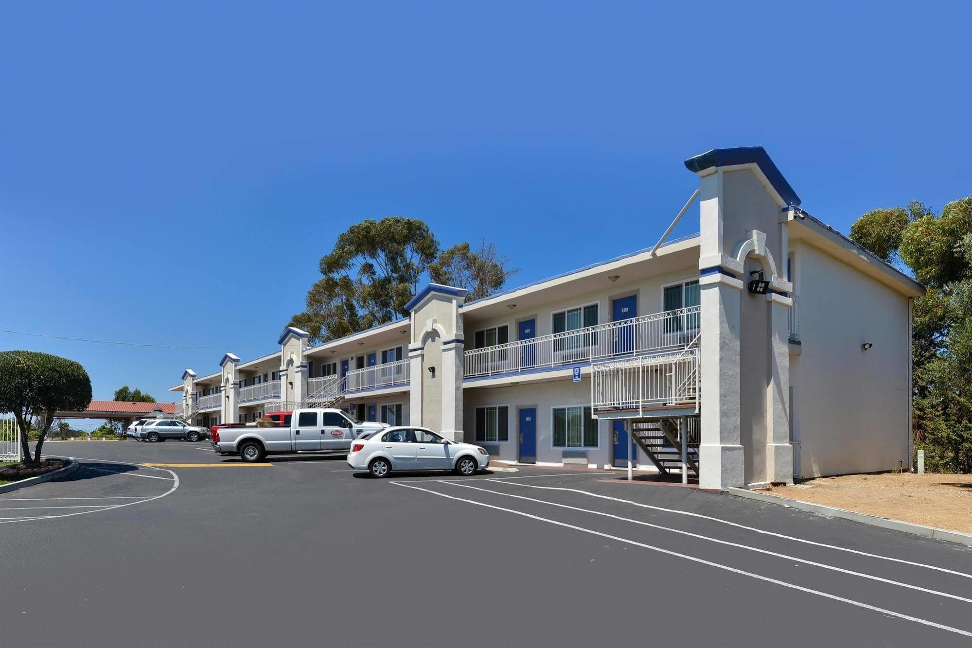 Motel 6-Vista, Ca 外观 照片