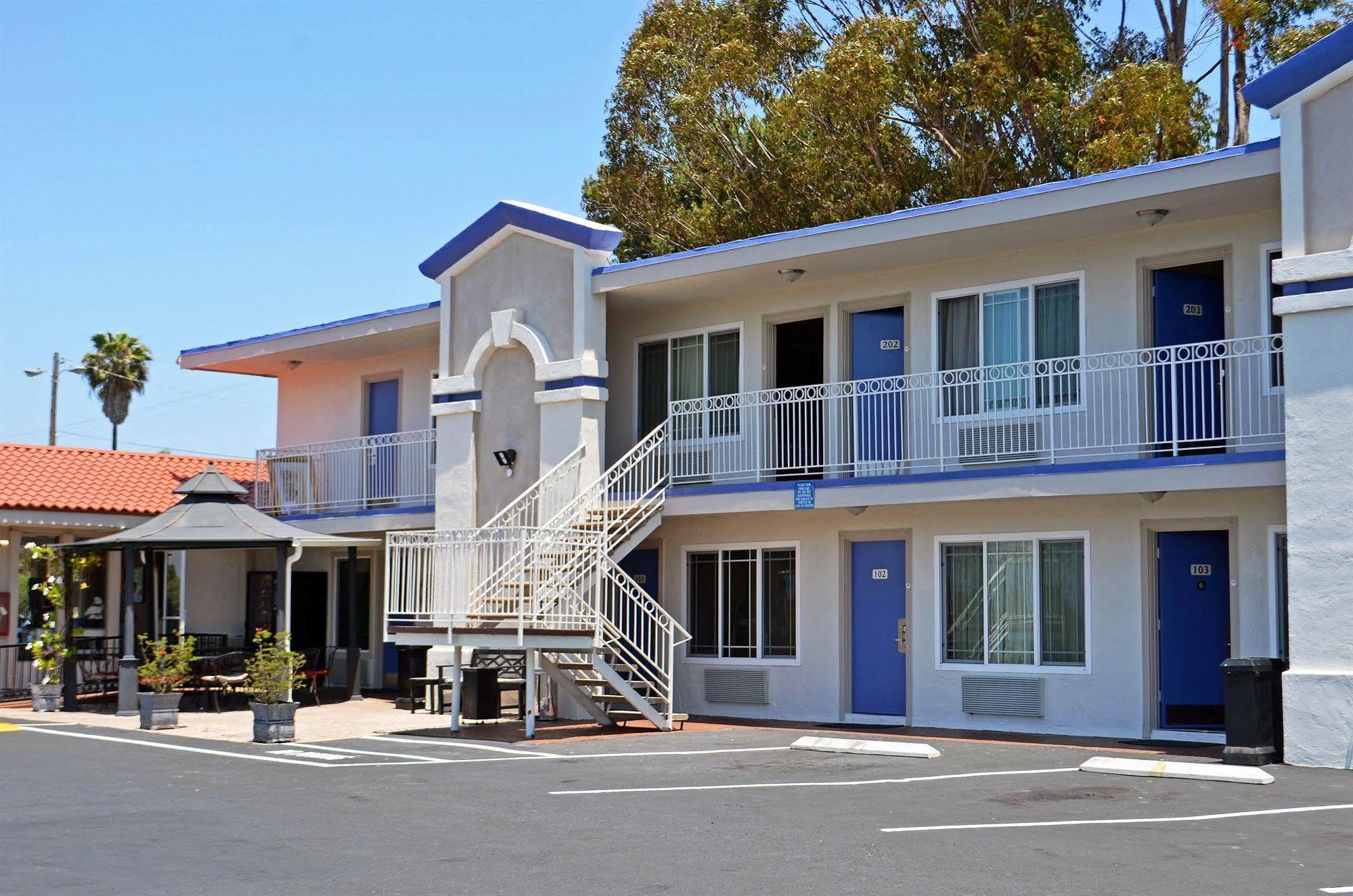 Motel 6-Vista, Ca 外观 照片