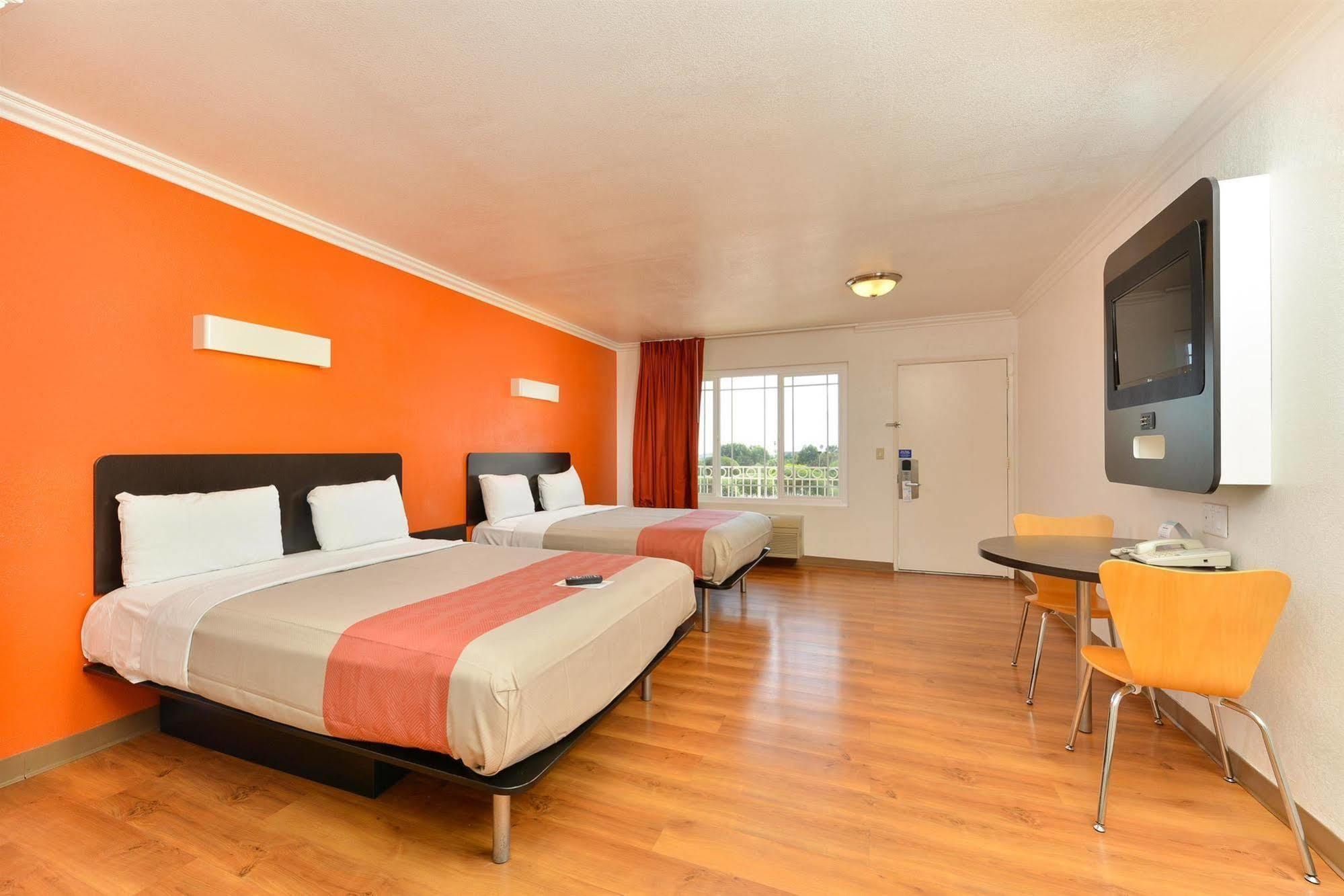 Motel 6-Vista, Ca 外观 照片